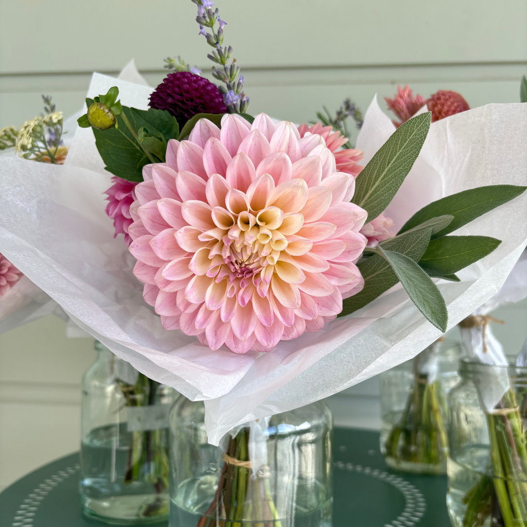 Grab and Go Posy